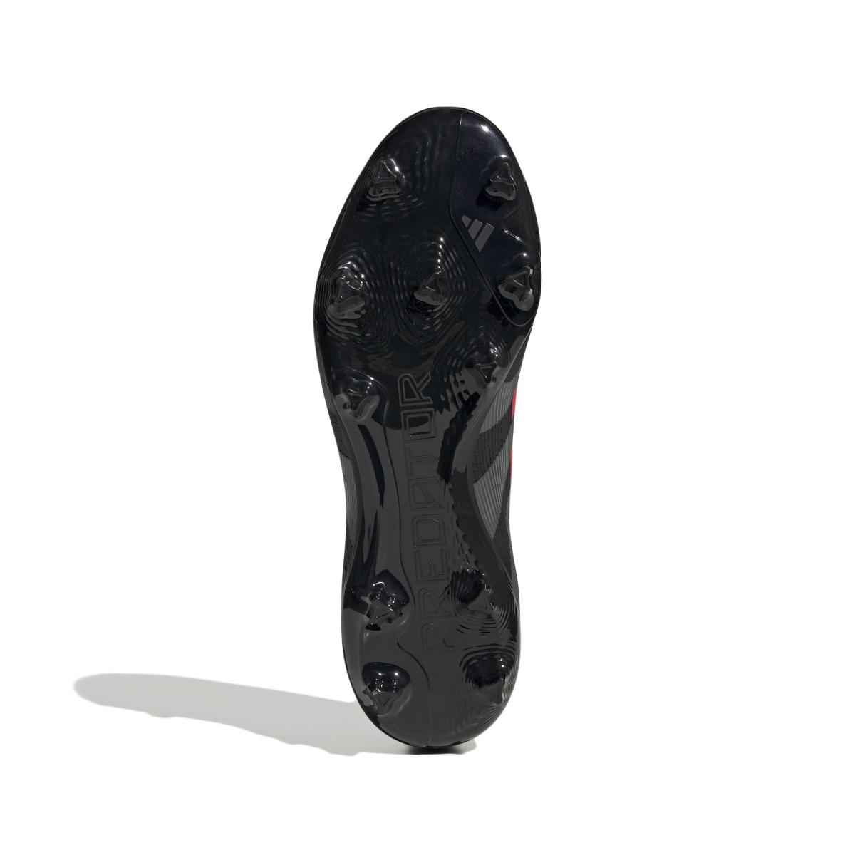 product/a/d/adidas_id3858_3_footwear_photography_bottom_view_white-nw091625.jpg