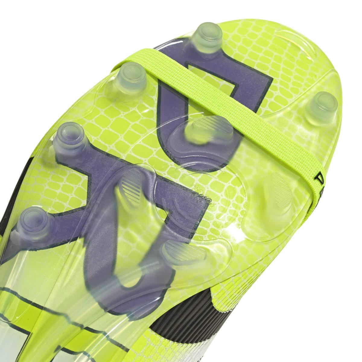 product/a/d/adidas_js0945_8_footwear_photography_detail_view_2_white-nw091725.jpg