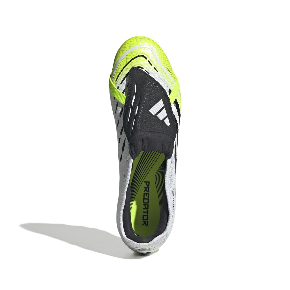 product/a/d/adidas_js4074_2_footwear_photography_top_portrait_view_white-nw091725.jpg