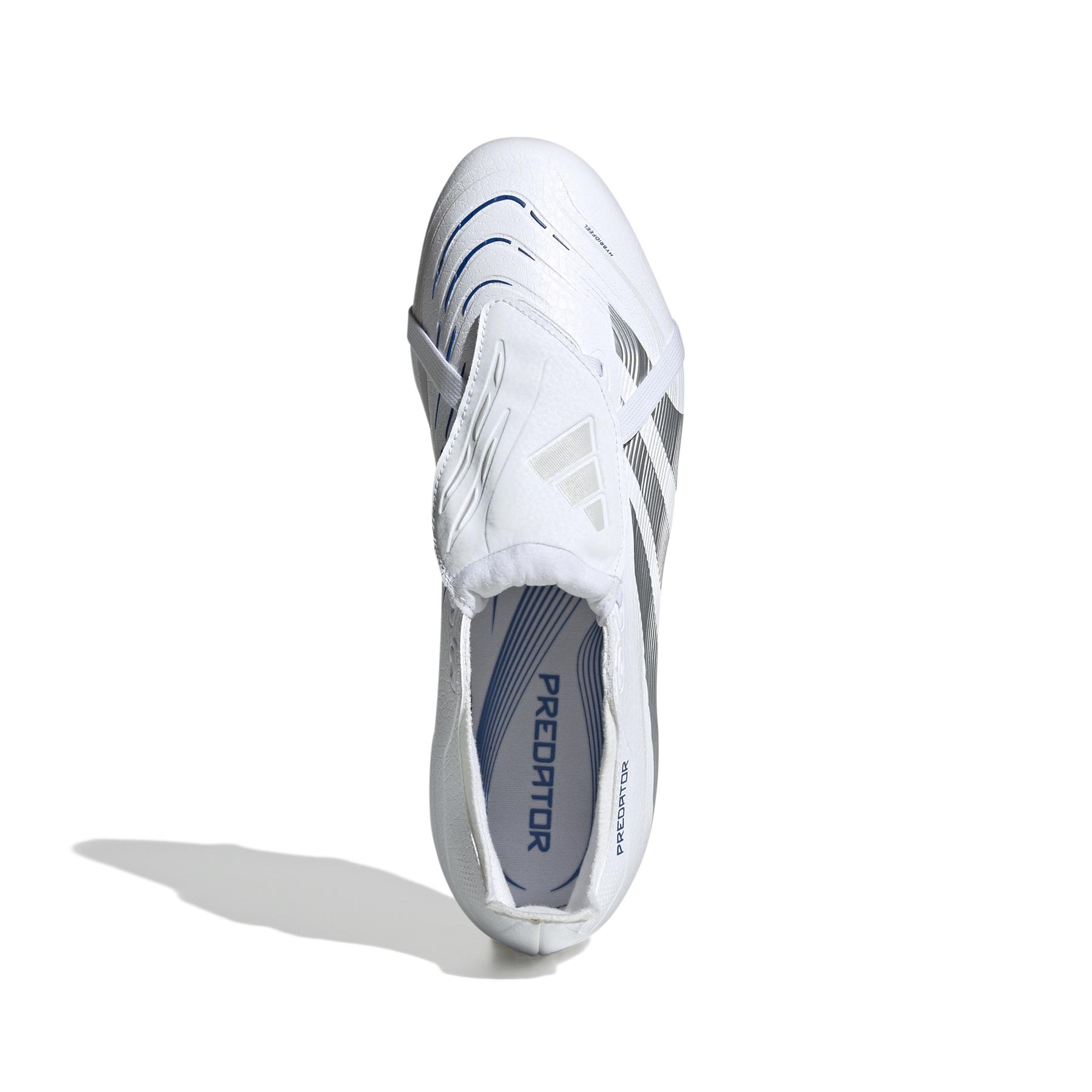 product/a/d/adidas_id1321_2_footwear_photography_top_portrait_view_white.jpg