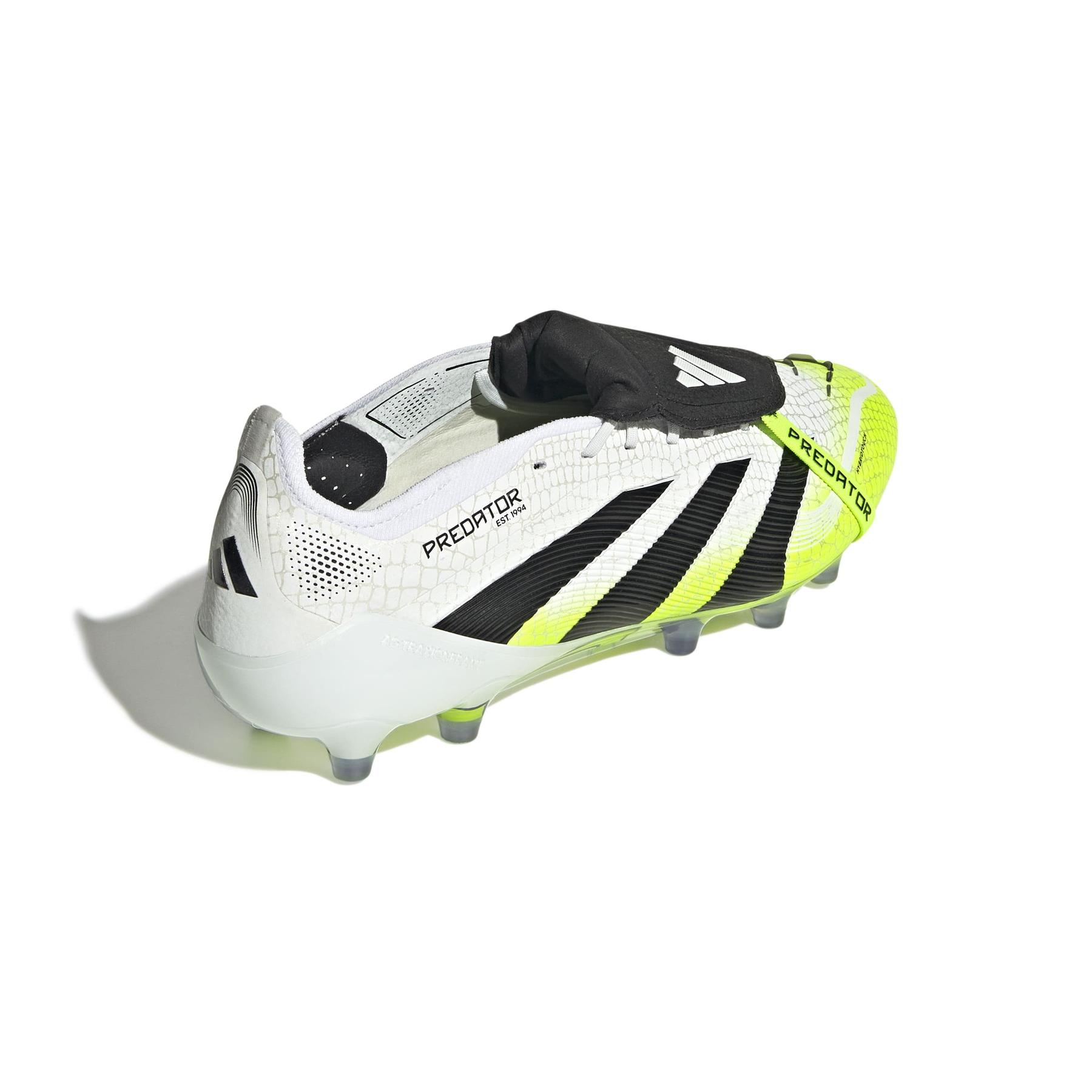product/a/d/adidas_js0945_6_footwear_photography_back_lateral_top_view_white-nw091725.jpg