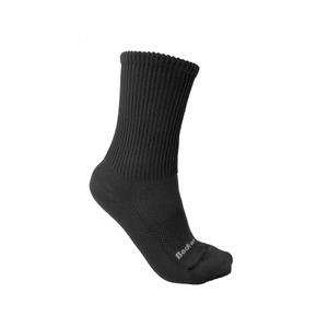 1511000-socks-back-on-track-billie-black