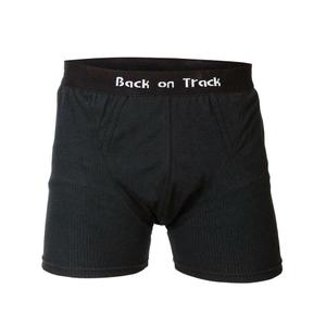 1750000-boxer-back-on-track-black